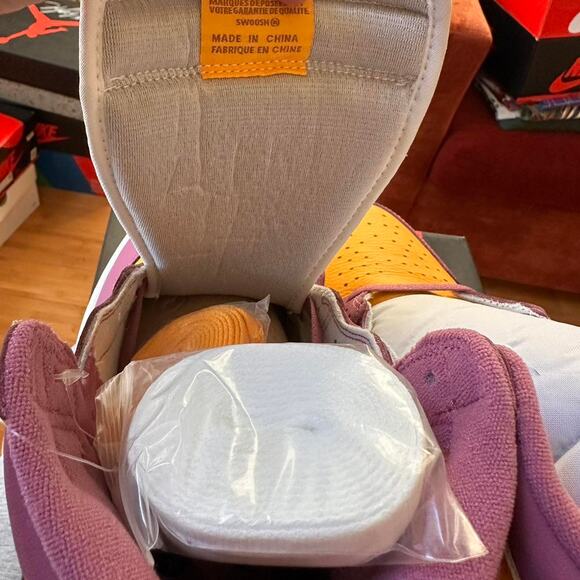 Jordan 1 Retro High OG Brotherhood - Picture 7 of 8